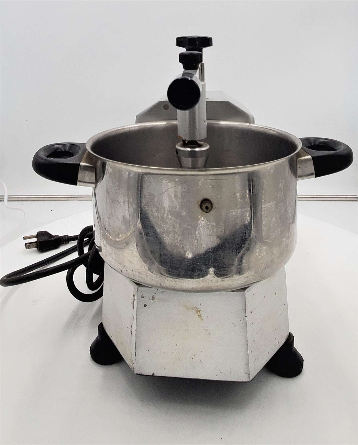 OMCAN #C1 Food Processor (Used)